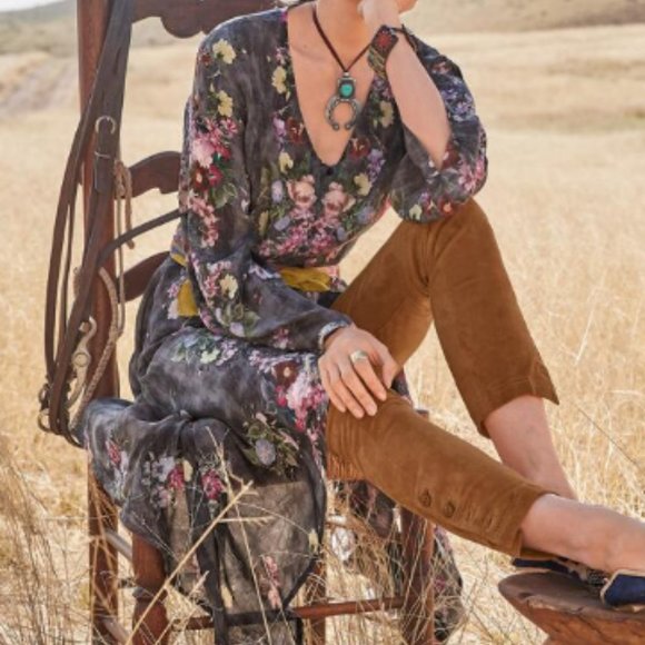 CANDLELIT GARDEN DRESS - NWT - Picture 2 of 2